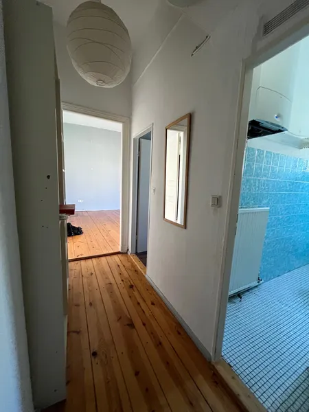 Sonnige, ruhige 1-Zimmer-Wohnung in Jugendstilaltbau in Berlin Schöneberg — photo 1